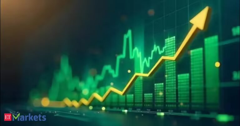 Hot Stocks: 3 stocks that may give returns between 16-24%