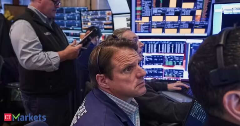 US stocks today: S&P 500, Nasdaq end lower as AI worries hit chipmakers