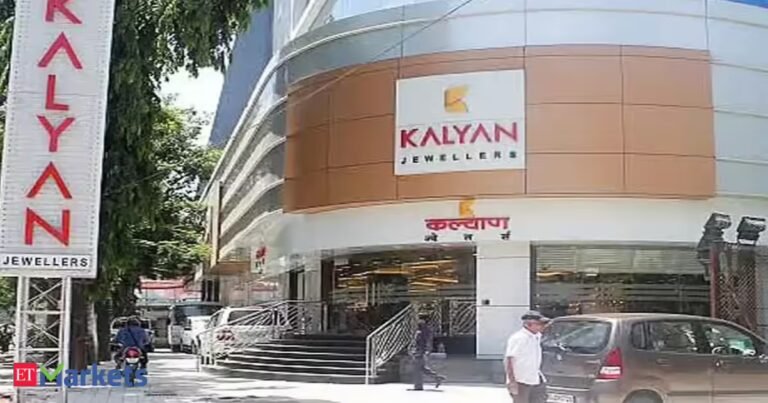 Kalyan Jewellers shares jump 9%, extend two-day rally to over 15% after robust Q1 business update