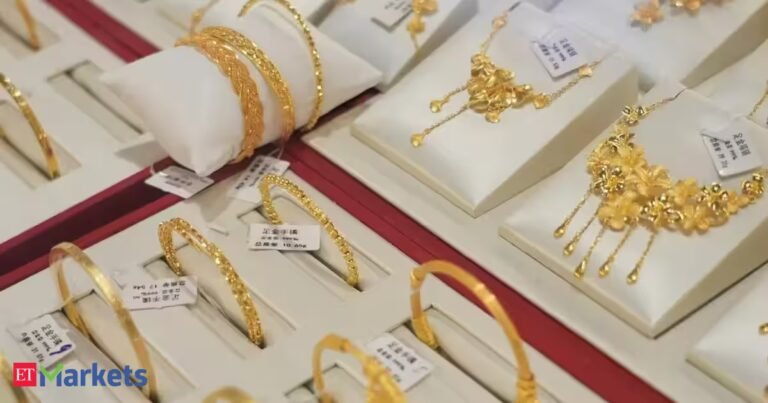 Jewellery companies put shine on D-St with strong biz updates
