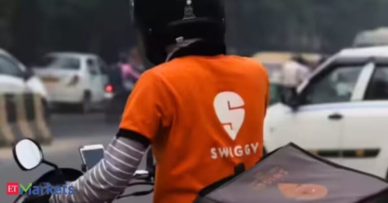 Swiggy shares slide over 2% after FSSAI issues 9 notices over consumer complaints