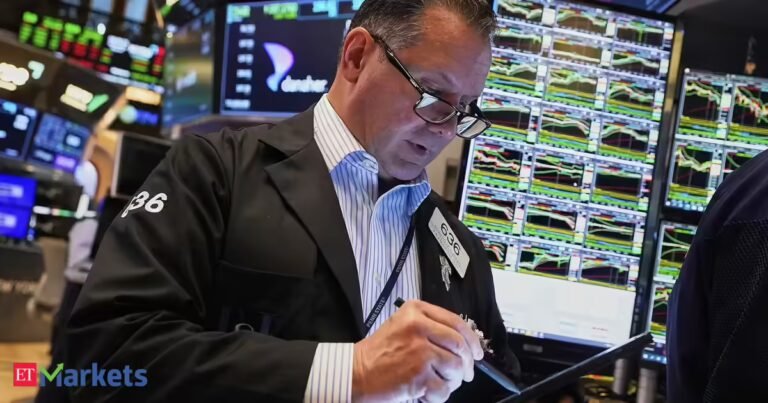 US stocks today: US stocks end higher as semiconductors surge amid Mideast war intensifies