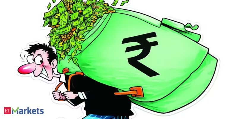 SBI Funds’ ESOPs mint fortunes for top executives