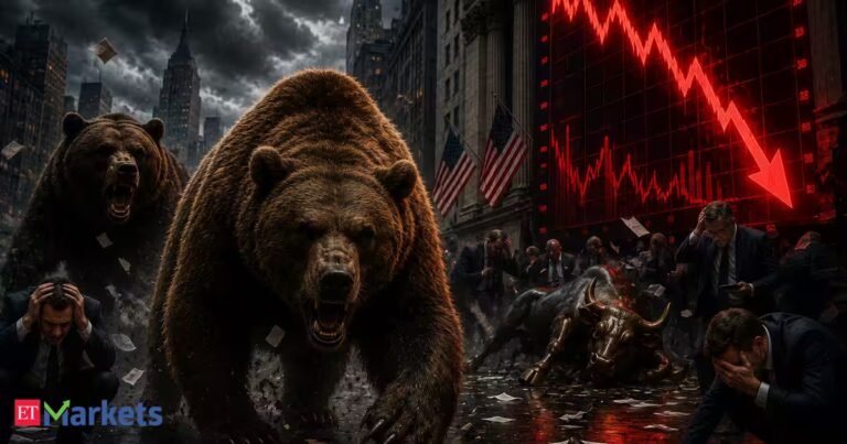 US stocks: US market closes down sharply after Fed holds rates unchanged