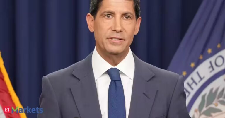 US Fed chair Kevin Warsh says this after holding rates steady