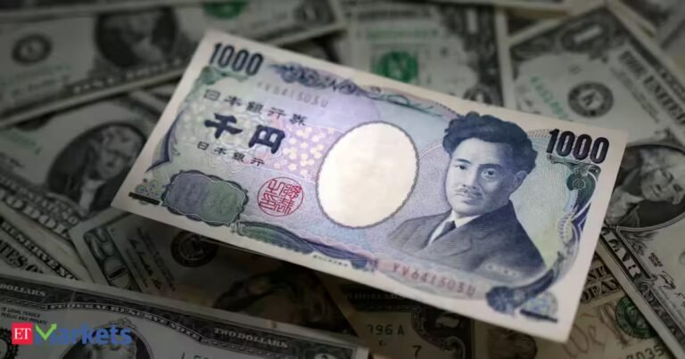 Yen weakens after intervention-led surge ahead of BOJ policy decision