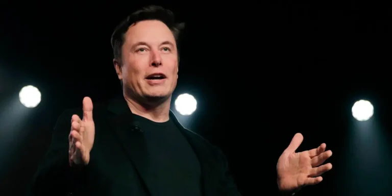 Elon Musk Teases Warren Buffett-Style Pledge to Give Money Away