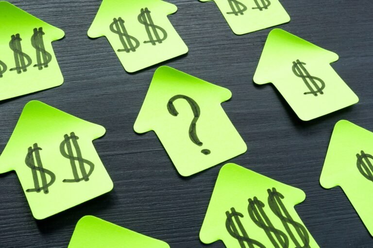 Case-Shiller: Housing Slowdown Spreads Beyond the Sun Belt