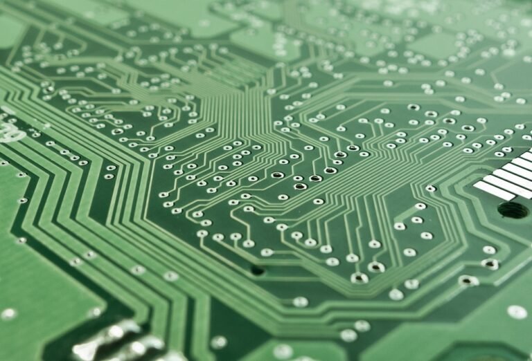 Stocks Mixed as Weakness in Chipmakers Weighs