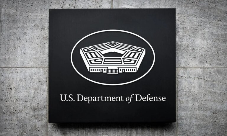 Trump Orders Defense Contractors to Scrutinize Suppliers