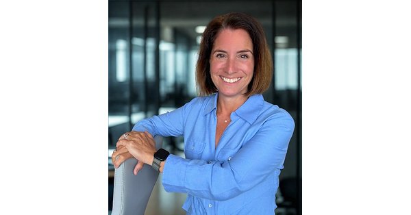 Pearl Meyer Welcomes Chief People Officer Emily Daughters