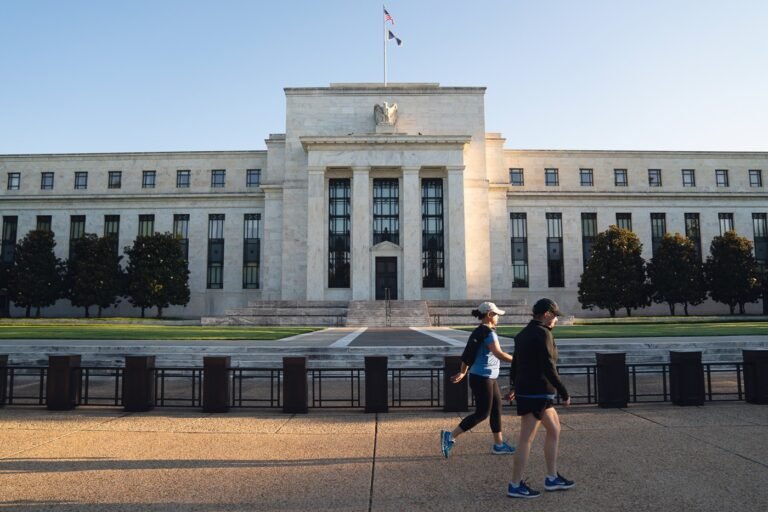 Fed holds rates steady, three officials dissent favouring a hike