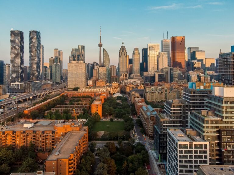 Toronto falls from fastest-growing metro to 412th as residents move elsewhere