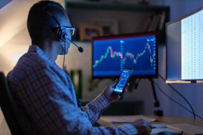 Canadian Earnings Outlook: Potential Strength Despite Economic Weakness