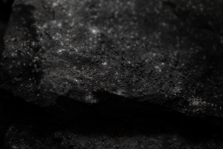 Alpha Metallurgical Resources: Stabilization Is Visible, But Recovery Is Not Proven (AMR)