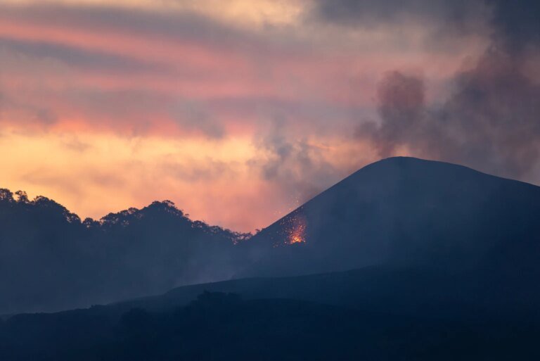 Hawaiian Electric: The Phoenix That Could One Day Rise From The Ashes (NYSE:HE)