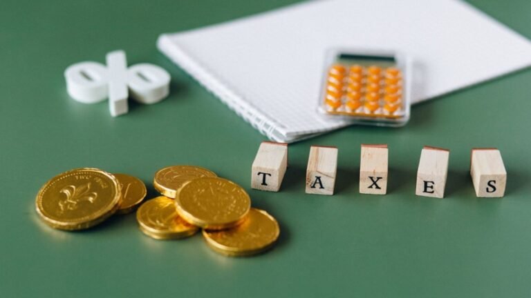 NRI vs Resident Mutual Fund Tax in India: TDS, DTAA and Refunds