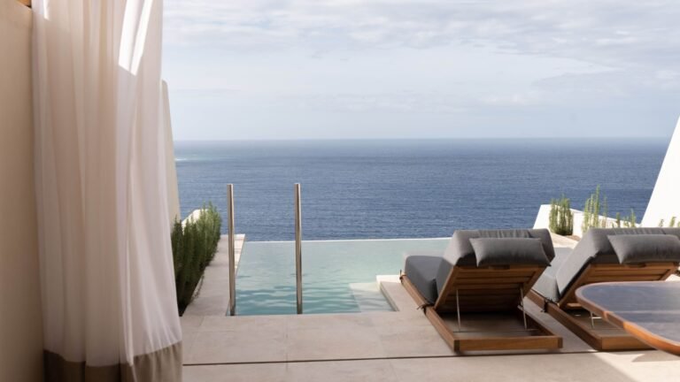 Icon Villa offers front-row seats to Santorini’s sunsets