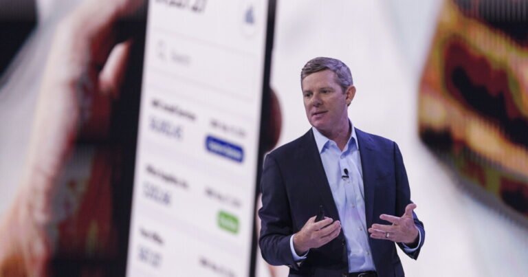 Visa layoffs will cut 7% of its workforce