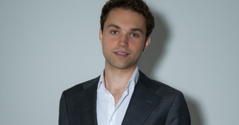 Augustus raises $180M as it builds out a de novo bank