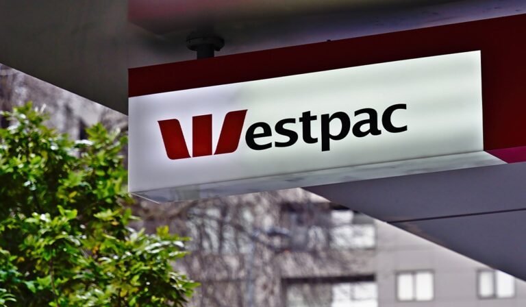 15-year fixed loans, 5% deposits: Westpac shakes up investor lending