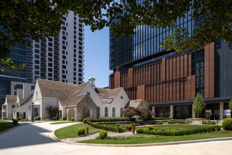 2 Steakhouses Land New Leases: The Atlanta Deal Sheet