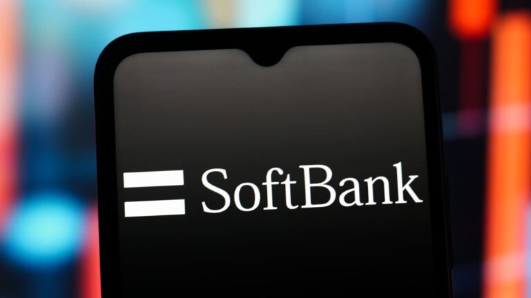 SoftBank shares: Asian tech rally, SK Hynix, Samsung, Advantest