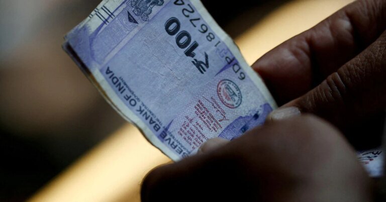 Rupee rises 4 paise to 95.40 against US dollar during early trade | Finance News