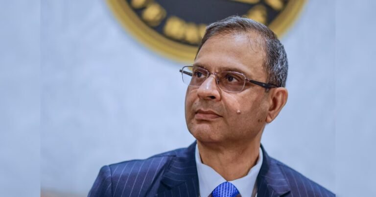 RBI aims to absorb ₹2.5 trillion via seven-day VRRR auction on Monday | Finance News