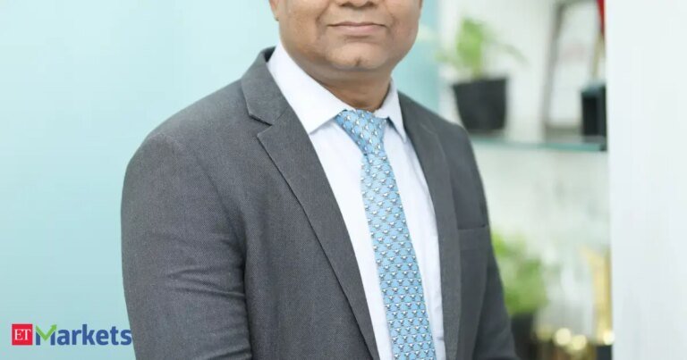Why investors should not ignore largecaps despite the smallcap rush: Canara Robeco CIO Shridatta Bhandwaldar