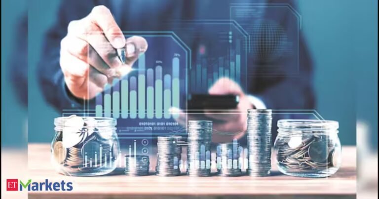 7 of top 10 firms shed Rs 1.13 lakh cr in m-cap; Airtel, Reliance worst hit
