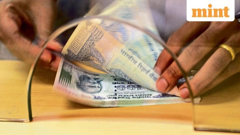 Nominee is not the owner of MF or bank accounts after the holder’s death: What determines who gets the money?