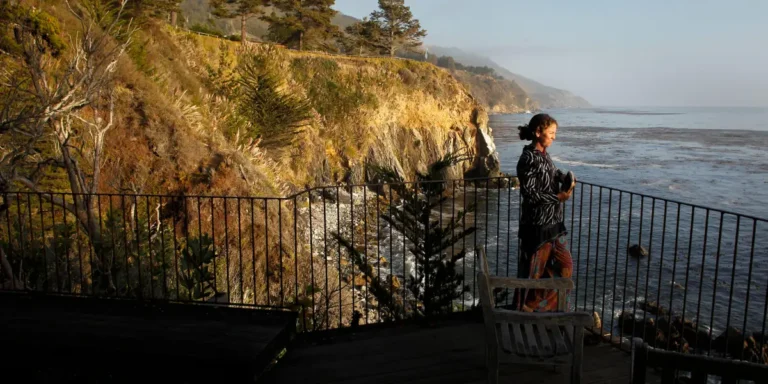 The Famed Esalen Institute Is Being Evacuated Due to the Timber Fire