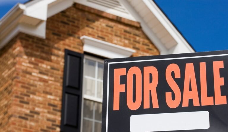 Existing-Home Sales Decline in July, NAR Report Shows