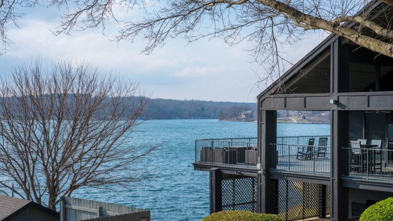 Best (and Worst) Places To Retire Without Savings