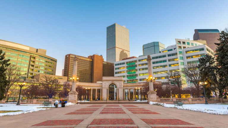 Home Prices Falling in 8 Western Markets