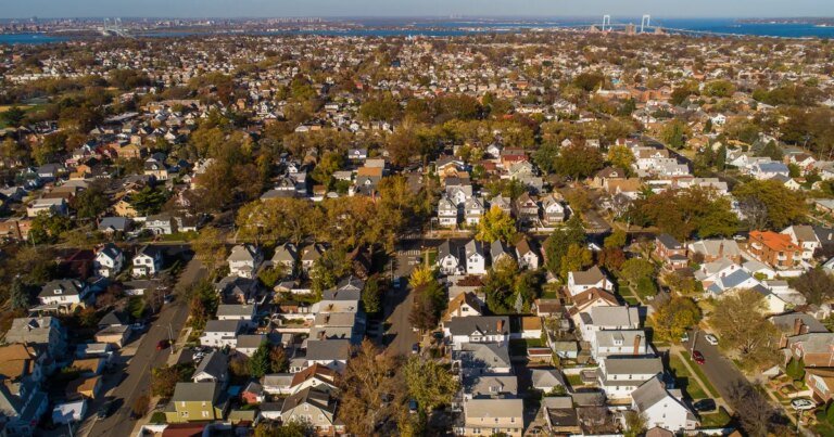 First Pioneer Properties Buys Queens Retail Center for $24M – Commercial Observer