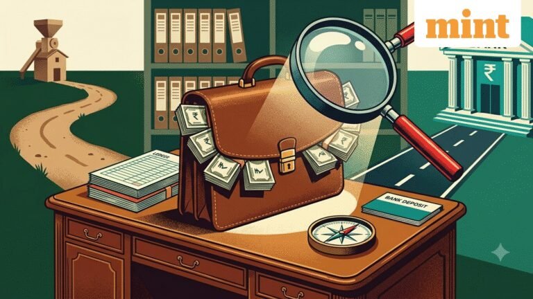 Income Tax Dept flags ₹2.33 crore cash deposit; why taxpayers need a clear trail for large cash withdrawals