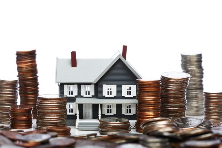 Falling home prices drive record 10th straight quarter of affordability gains