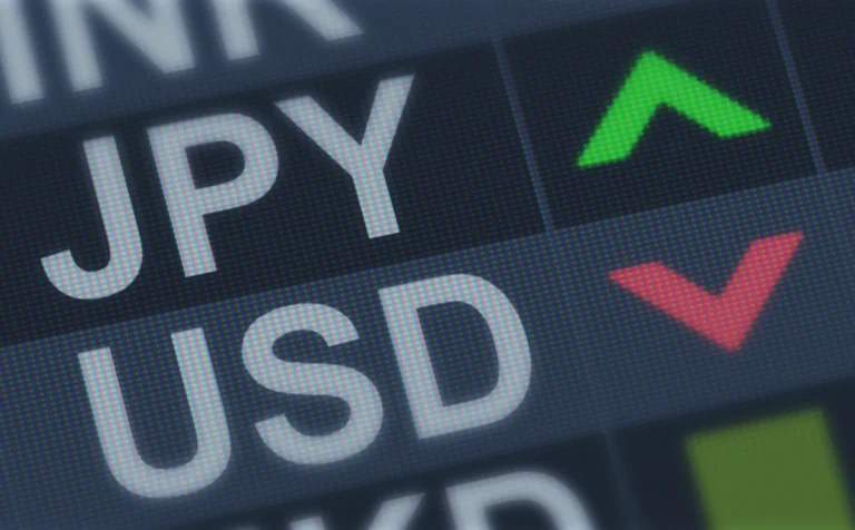 Dealers shun yen barriers after joint US-Japan action