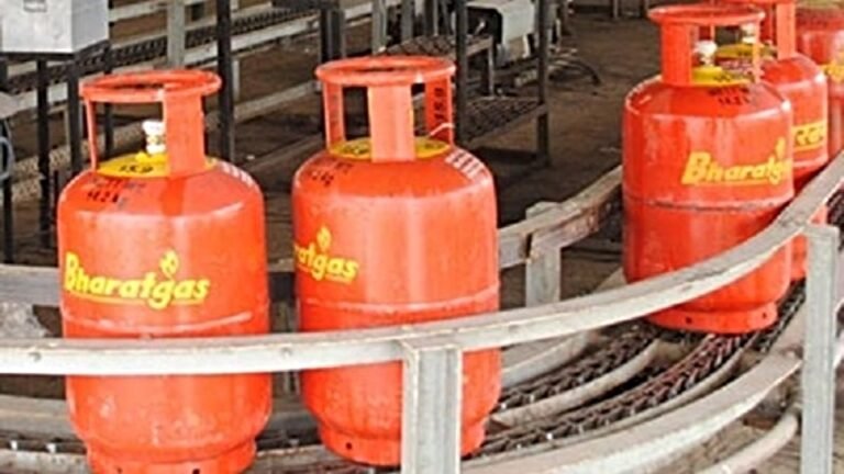 KYC for LPG Gas Cylinders? BPCL Urges Customers to Complete Aadhaar e-KYC Before August 16 to Avoid Service Disruption