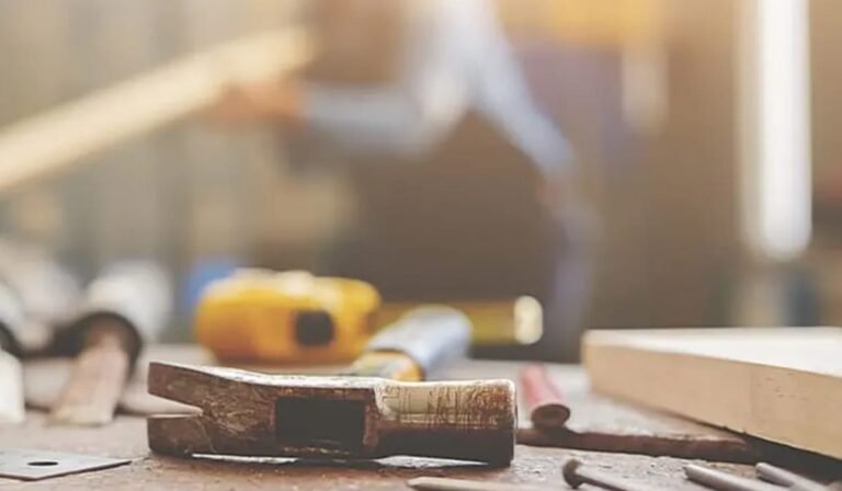 Victorian tradie cops $20k fine over unfinished projects 