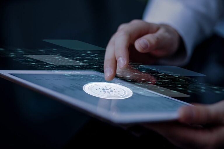 Apple Faces Lawsuit Over Fake Crypto App in App Store