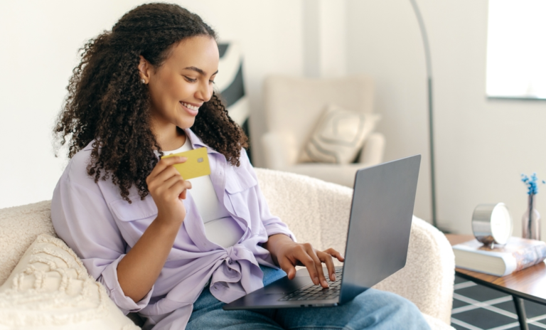 eCommerce Takes 17.1% of Retail Sales Amid Online Growth