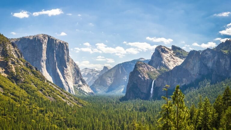 Trump Administration Pursues Plan to Give Slice of Yosemite to Private Developer