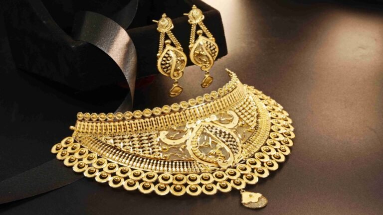 Drop in Gold Rate Today in India After Two-Day Rally, Silver Also Down as AI-Linked Stocks See Fresh Selloff; Check Latest Prices on 19 August 2026