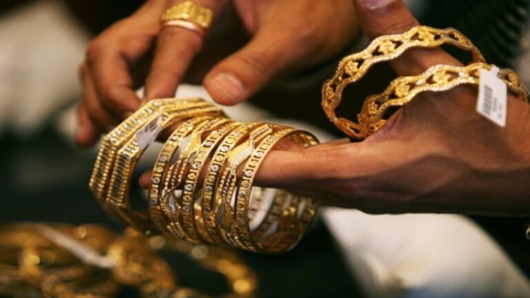 Gold Rate in India Today Extends Weekly Rally, Surges Over Rs 50,000/24K; Check Latest 22K, 24K & 18K Gold Prices