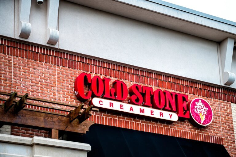 MTY Food Group: Buying Consistent Cash Flows At A Bargain Price (TSX:MTY:CA)