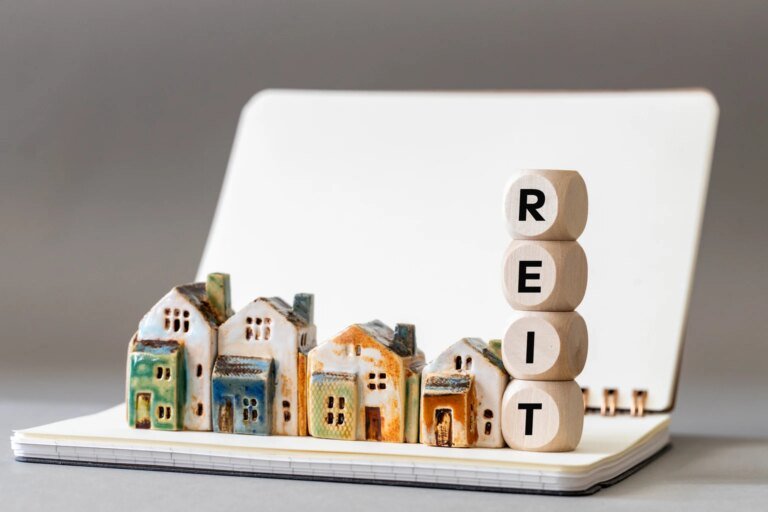 Rithm Capital: 240% Coverage, 10% Yield, 17% BV Discount