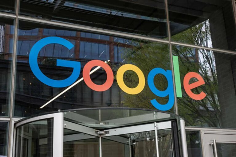 Alphabet: The Cheapest Mega-Cap Tech Company (NASDAQ:GOOGL)